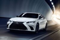 2025 Lexus ES 350: